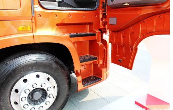 Eur.V گاز طبیعی CNG نیمه کامیون کاملا جدید 353kW